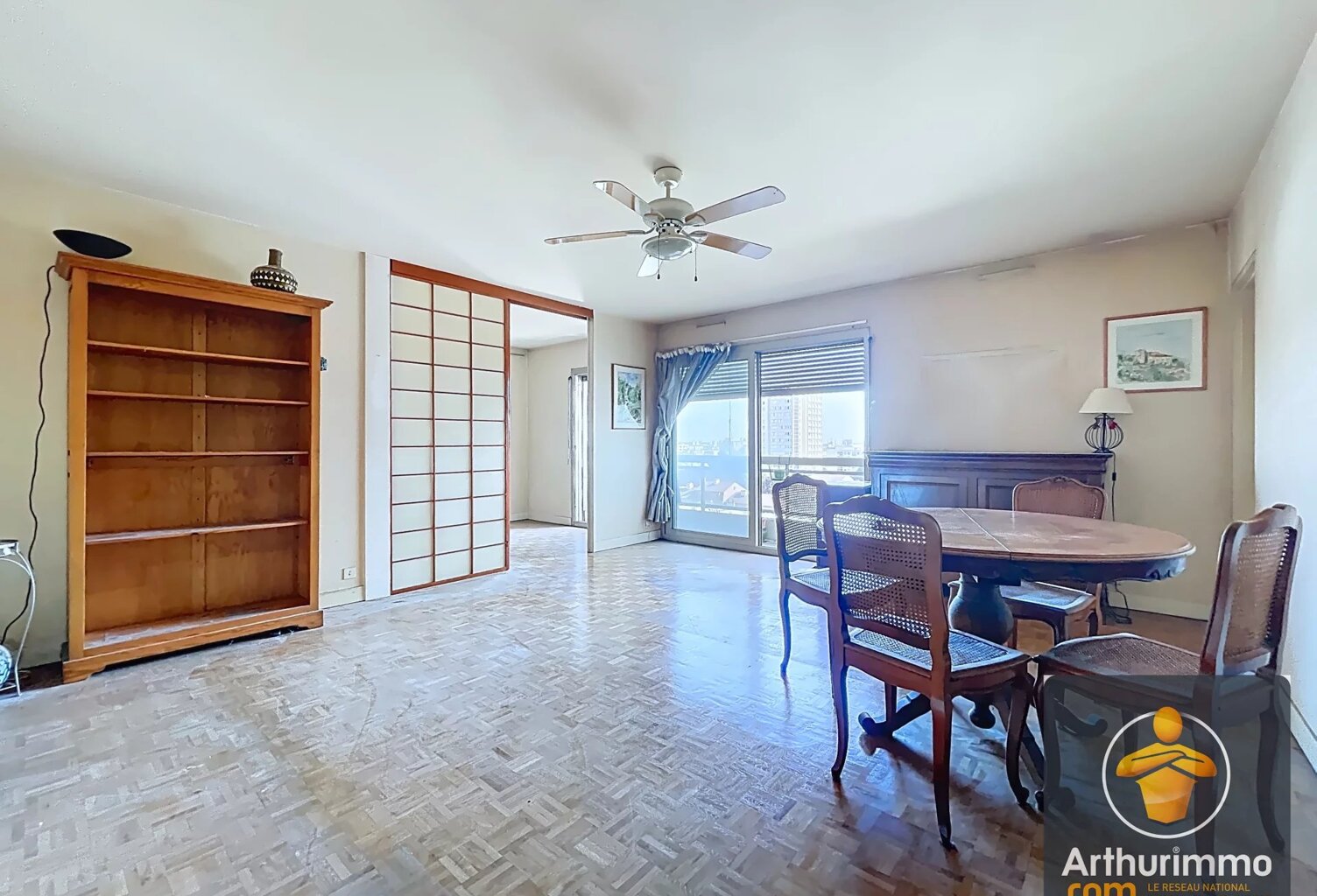 Appartement T5 104m2 - 4 chambres - 3 salles d'eaux — photo 1
