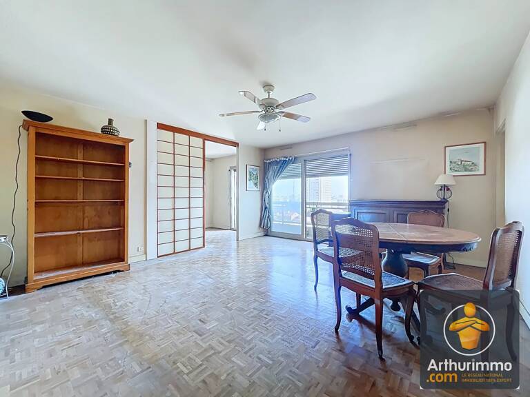 Appartement T5 104m2 - 4 chambres - 3 salles d'eaux — photo 1