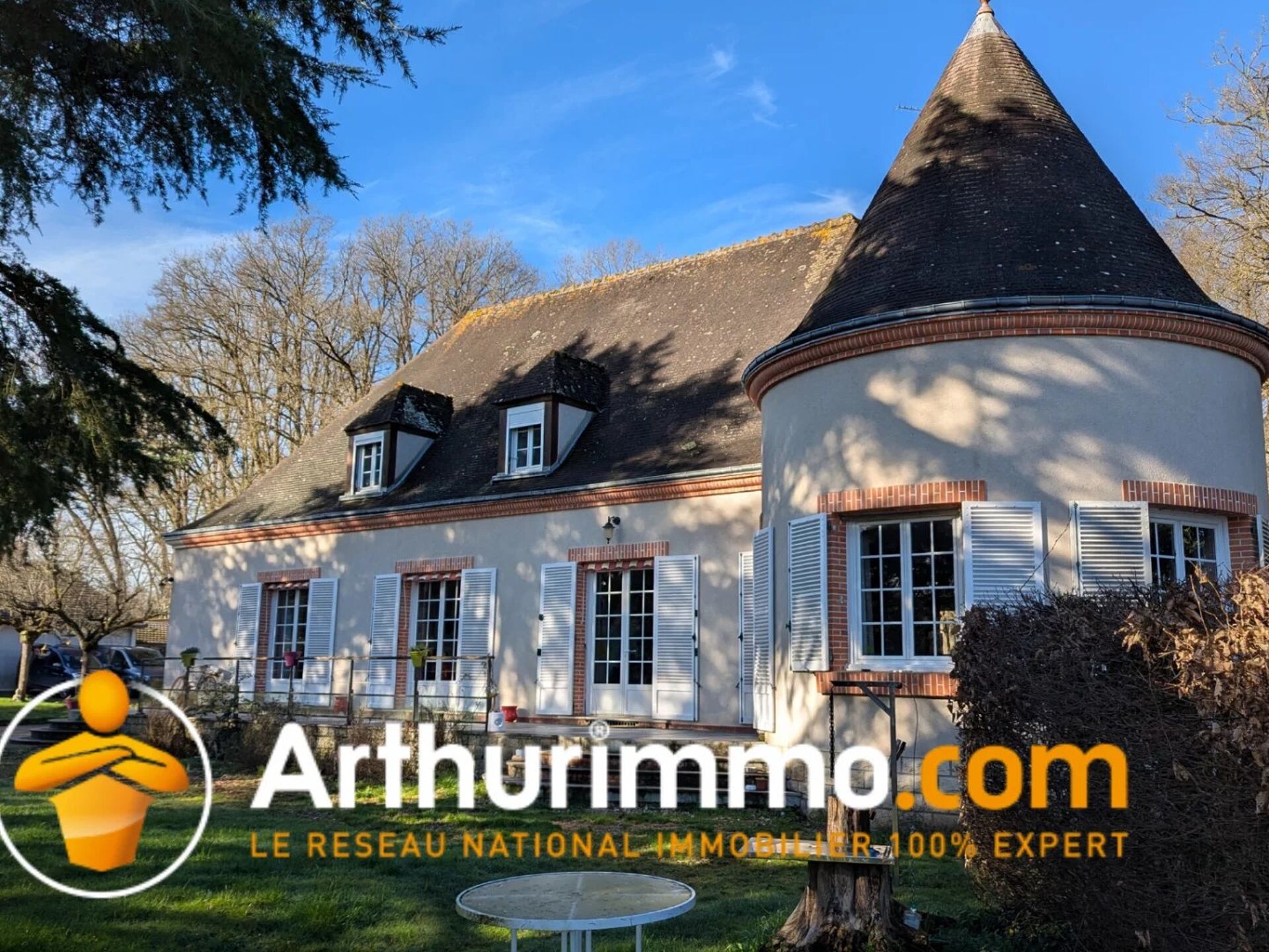 Maison 10 pièces 262 m² · à Gien · 262 m² · 365 000 €