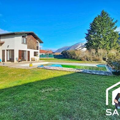 Maison 5 pièces 325000 €