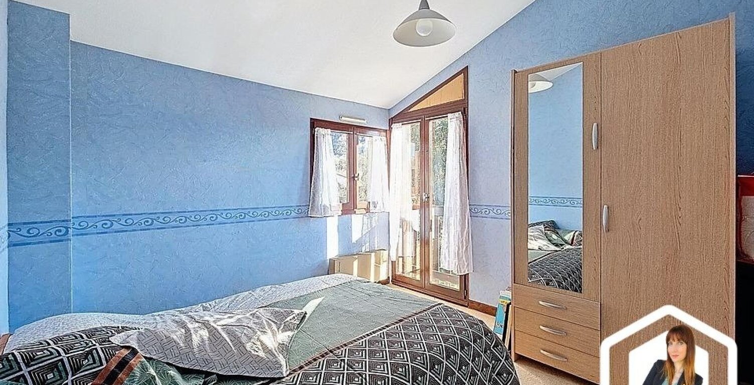 Maison familiale avec jardin, piscine et superbe vue sur le Vercors. — photo 1