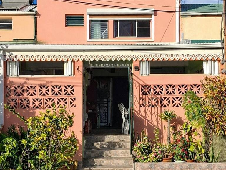 Cadre calme et volumes généreux pour cette maison familiale — photo 1