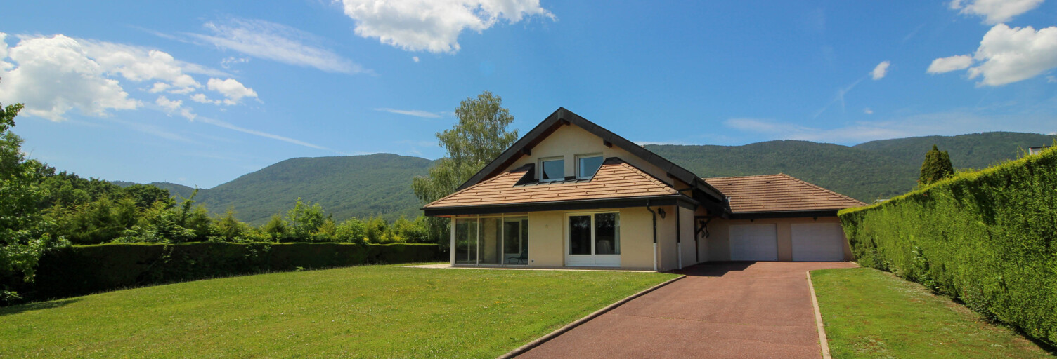 Maison 6 Pièces 192 m² à vendre à Divonne-les-Bains (01220)