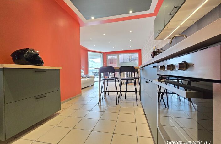 DUPLEX INVERSÉ 90 m²  PROCHE MER  JARDIN  VENDU MEUBLÉ — photo 2