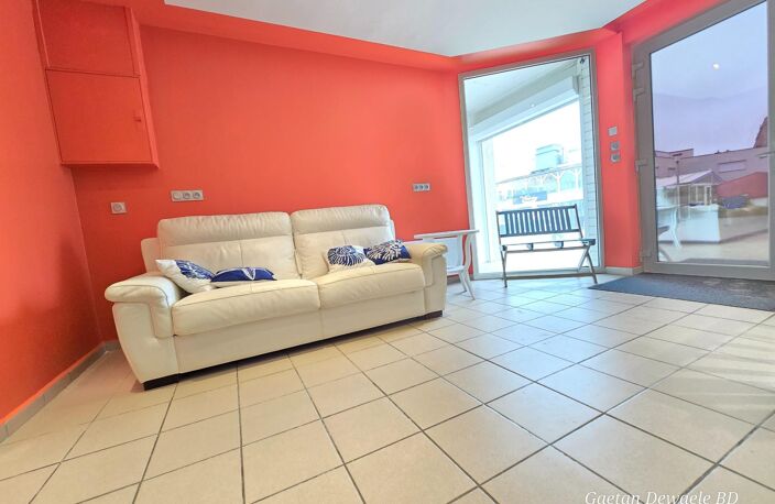 DUPLEX INVERSÉ 90 m²  PROCHE MER  JARDIN  VENDU MEUBLÉ — photo 3