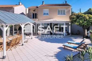 Maison 5 pièces 399000 €