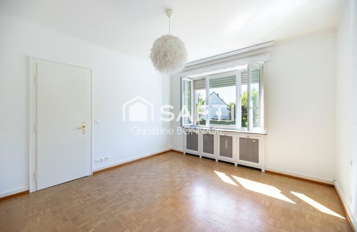 Appartement T4 de 94m² avec cave proche du centre ville et des ecoles — photo 5