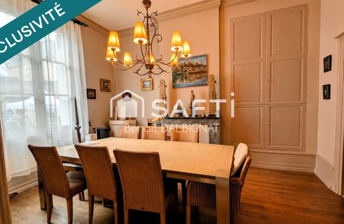 Hôtel particulier dans le centre de Chinon — photo 3