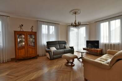 Maison 8 pièces 249600 €