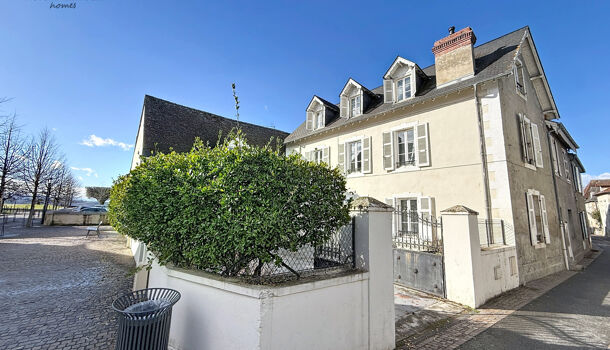 Villa / Maison 8 pièces  à vendre Lescar 64230