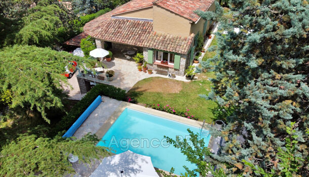 Villa / Maison 7 pièces  à vendre Tourrette-Levens 06690