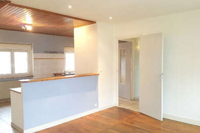 Appartement 4 pièces 880 €