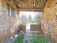 Propriété d’exception à rénover – Ferme en pierre avec vue sur l — photo 2
