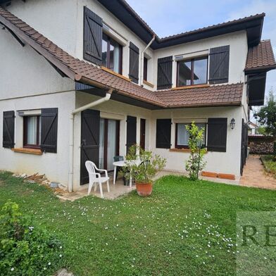 Maison 6 pièces 349900 €