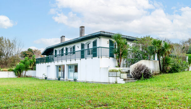 Villa / Maison 8 pièces  à vendre Hendaye 64700