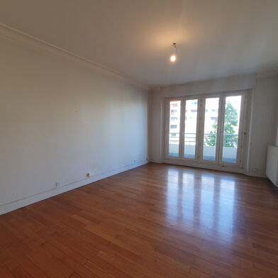 Appartement 1 pièces 551 €