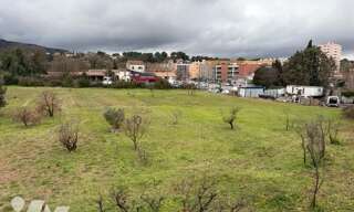 Terrain   m² à vendre à Aubagne (13400)