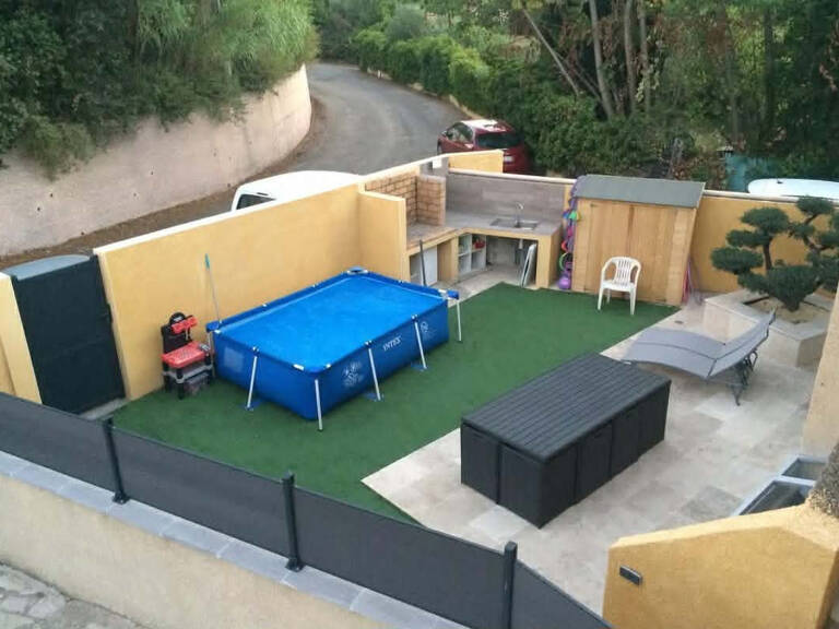 Haut de villa T4 de 105m2, véranda, et jardin — photo 1