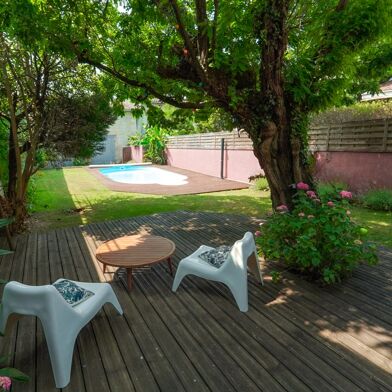 Maison 10 pièces 695000 €