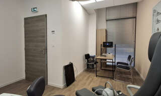 Bureau  15 m² à louer à Saint-Cyr-sur-Mer (83270)