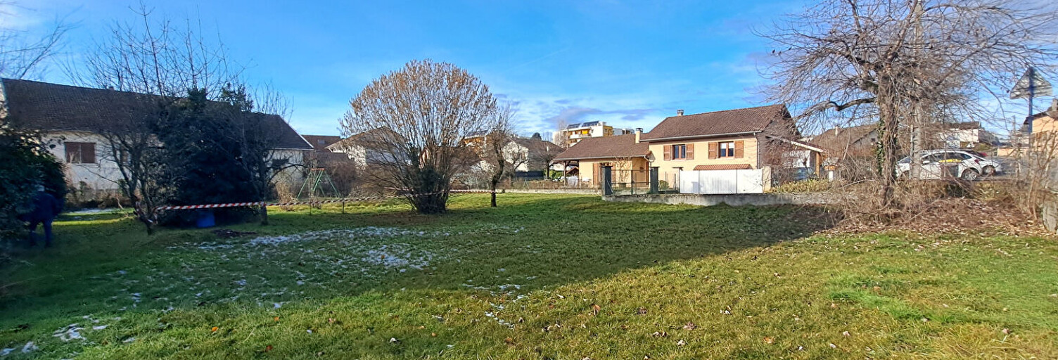 Terrain  1001 m² à vendre à Rives (38140)