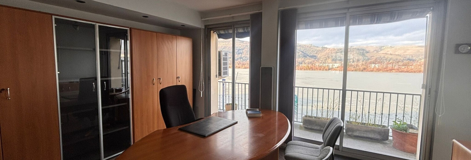 Commerce  57 m² à vendre à Saint-Vallier (26240)