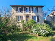 Ensemble immobilier de 140 m² — photo 3