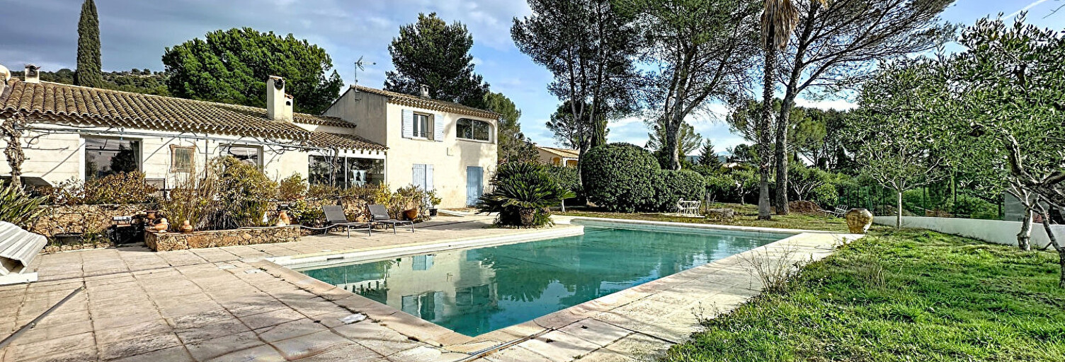 Maison 6 Pièces 185 m² à vendre à Roquebrune-sur-Argens (83520)