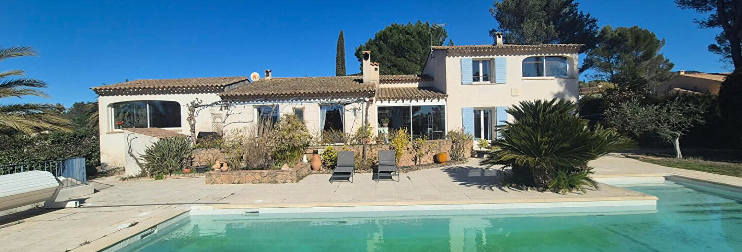 Maison 6 Pièces 185 m² à vendre à Roquebrune-sur-Argens (83520)