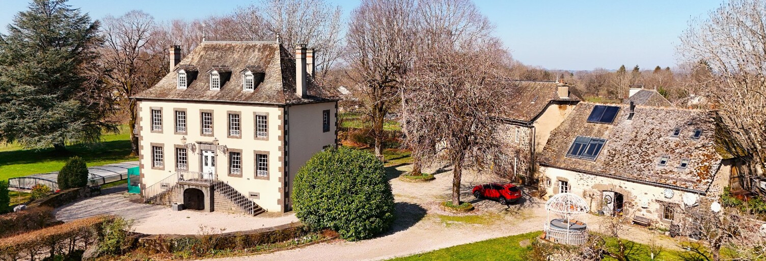 Maison 14 Pièces 423 m² à vendre à Mur-de-Barrez (12600)