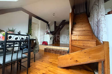 Immeuble  196000 €