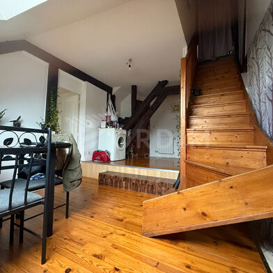 Immeuble  196000 €