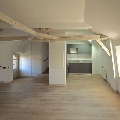 Appartement 3 pièces 750 €