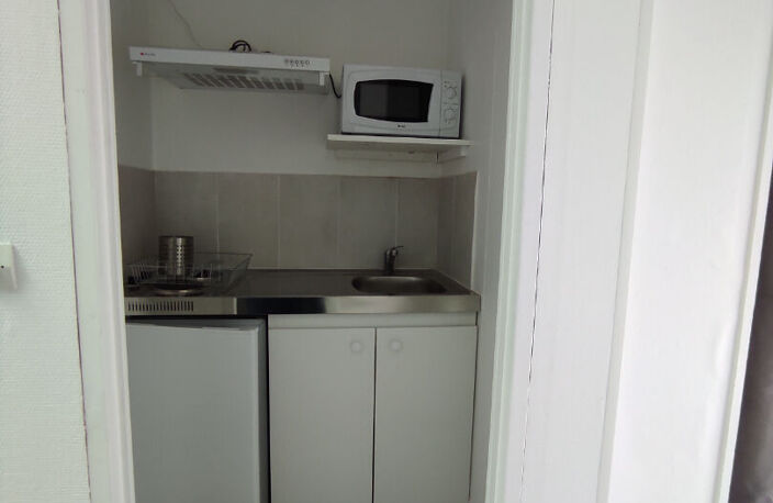 STUDIO MEUBLE N°8 BORDEAUX CAUDERAN — photo 4