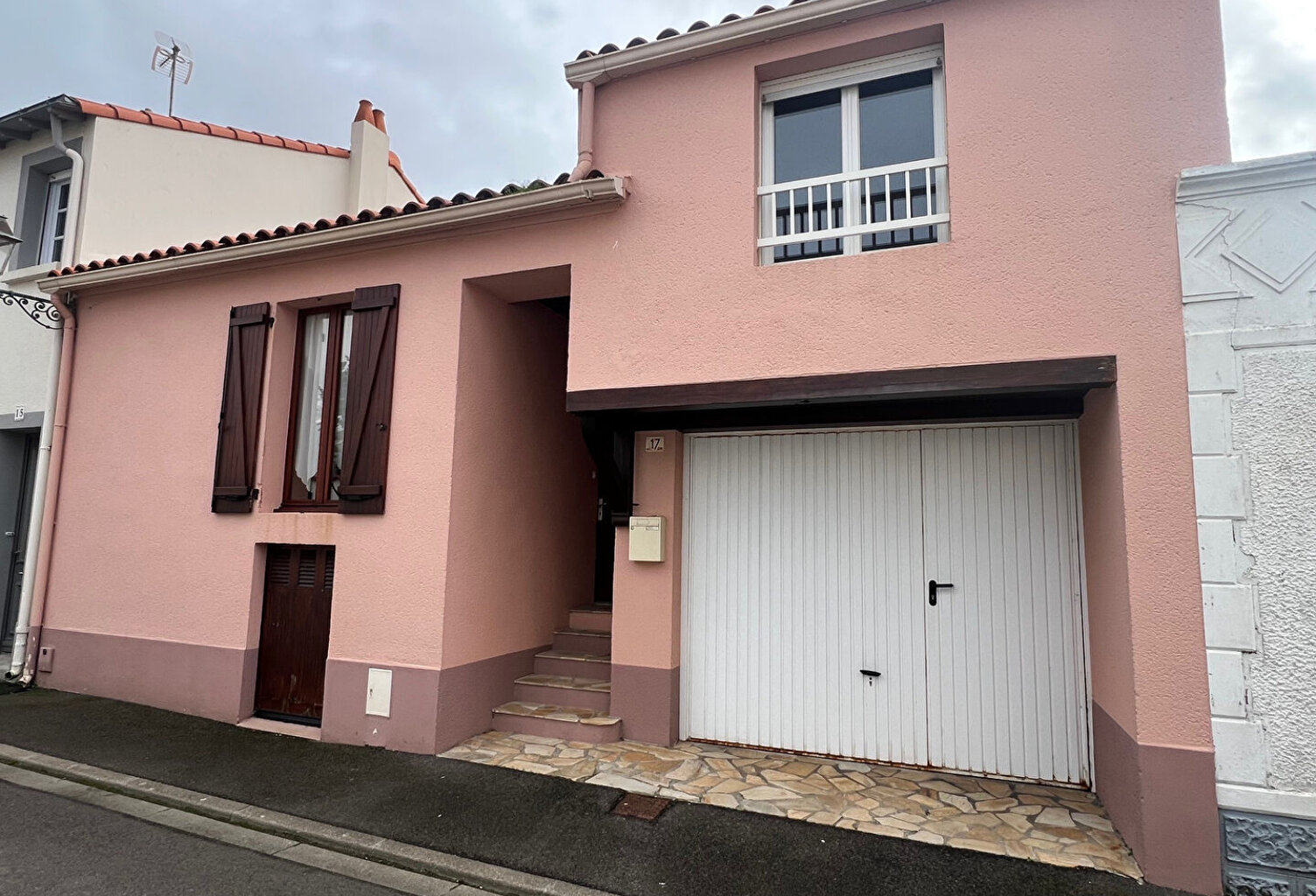Maison  6 pièce(s) 120 m2 - ARAGO — photo 1