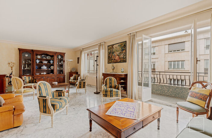 LYON 6, TRIANGLE D'OR, BALCON & LOGGIA, 124.79m² — photo 5