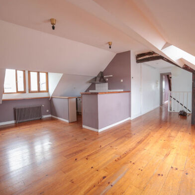 Appartement 3 pièces 706 €