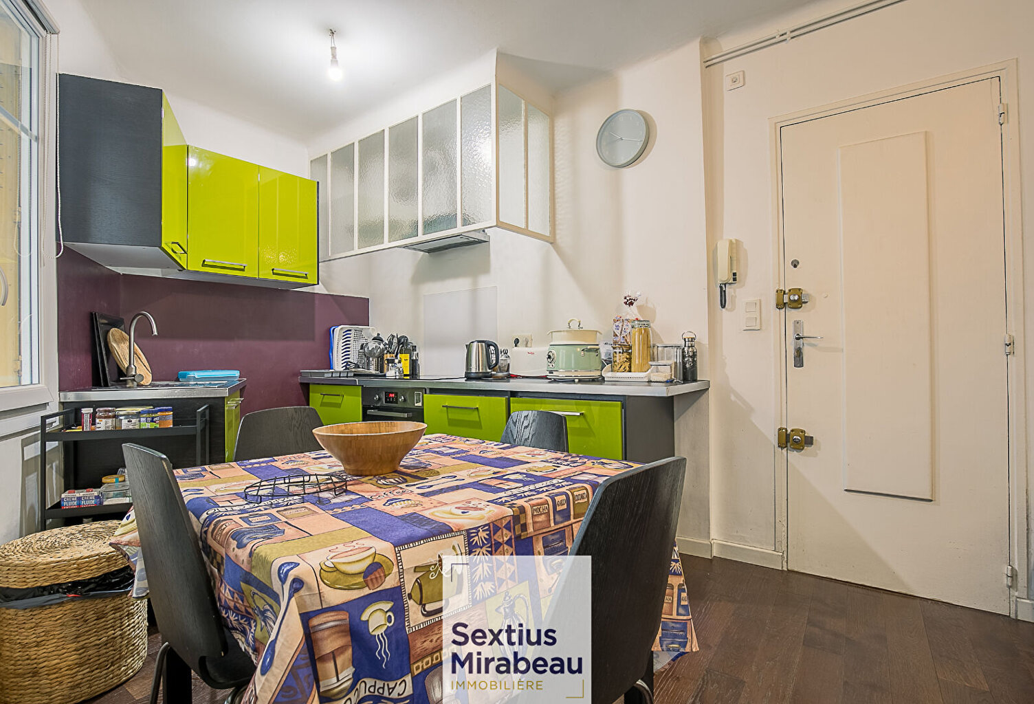 AIX EN PROVENCE - CENTRE VILLE - Appartement Type 2 au calme meublé — photo 1