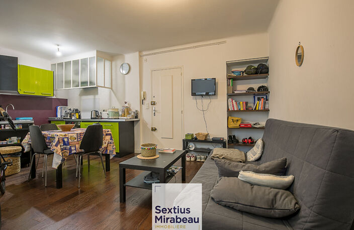 AIX EN PROVENCE - CENTRE VILLE - Appartement Type 2 au calme meublé — photo 3