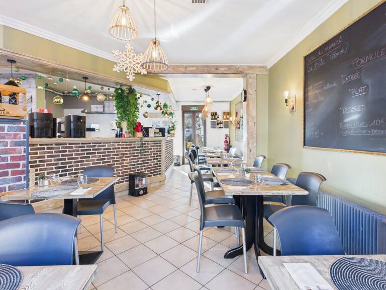 Restaurant — photo 1