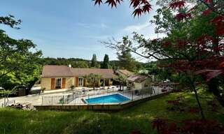 Maison 9 Pièces 260 m² à vendre à Simiane-Collongue (13109)