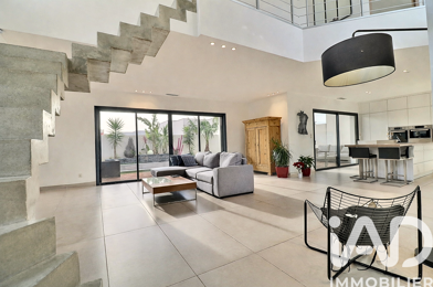 Maison 5 pièces 530000 €