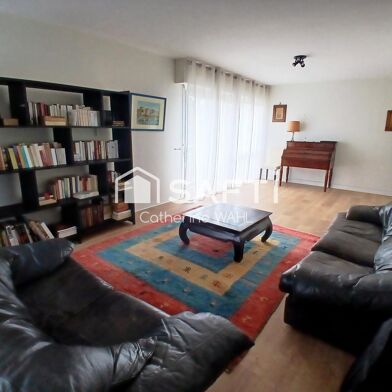 Appartement 4 pièces 215000 €