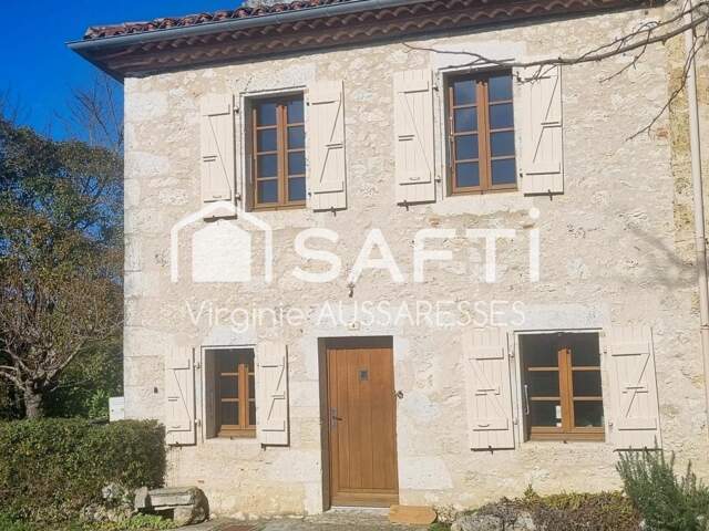 Maison en pierre au cœur historique de Maubec — photo du bien