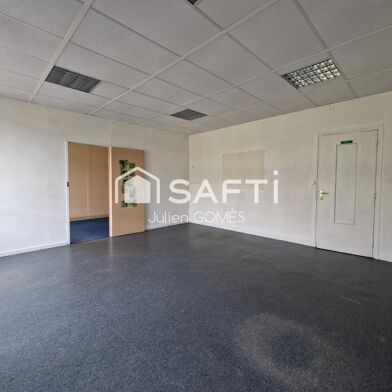 Bureau 2 pièces 630 €