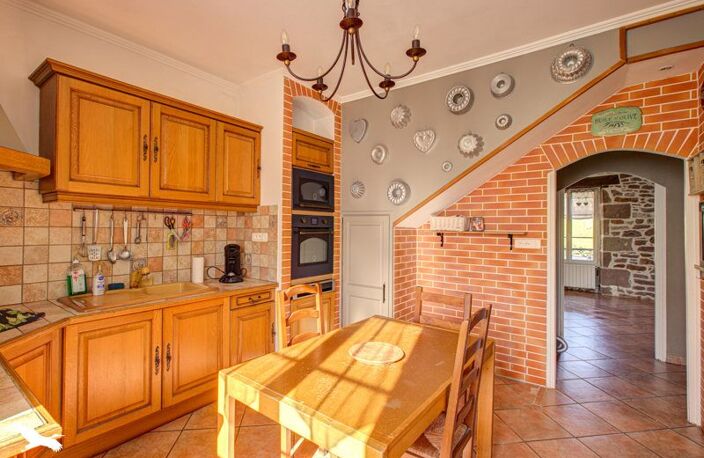 Maison en pierre de 6 pièces principales — photo 5