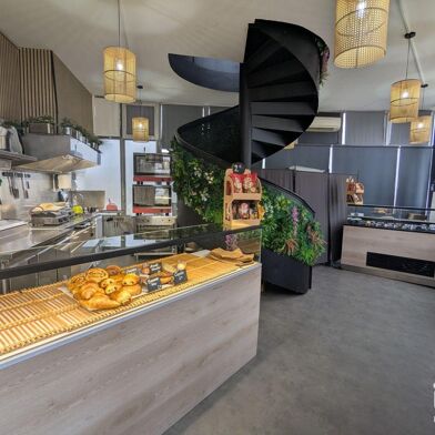 Commerce  110000 €