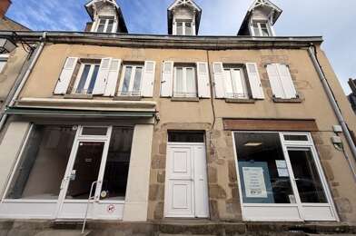 Immeuble  140400 €