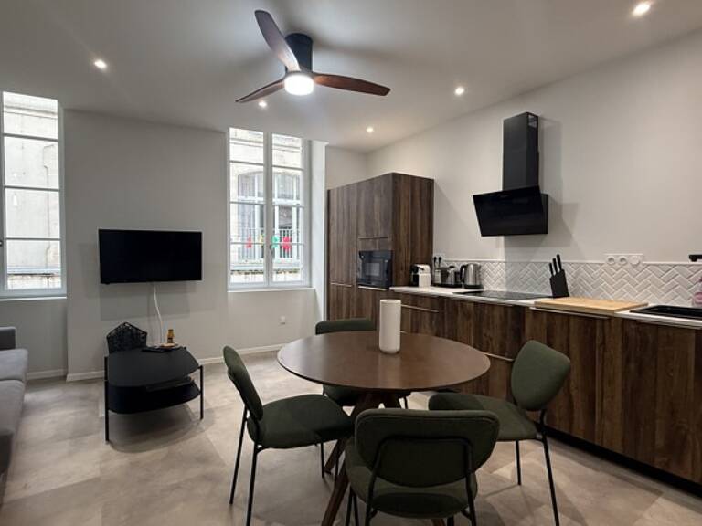 Immeuble   — photo 1