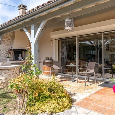 Maison 9 pièces 399000 €